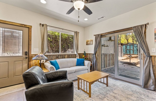 Eco Suite w/ Mountain Views