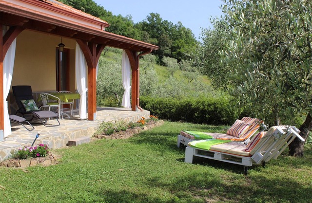 Ecolodge Selvitelle – Nachhaltiger Rückzugsort inmitten von Olivenhainen