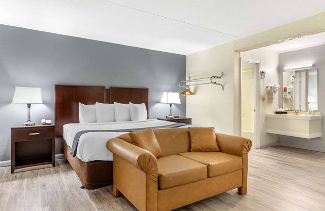Econo Lodge Conway
