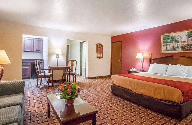 Econo Lodge Dexter