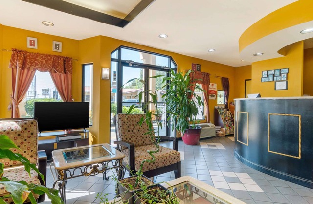 Econo Lodge Inn & Suites near Chickamauga Battlefield