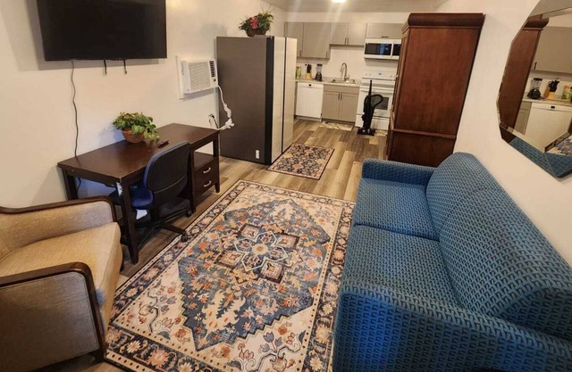 Economical Central Guest house