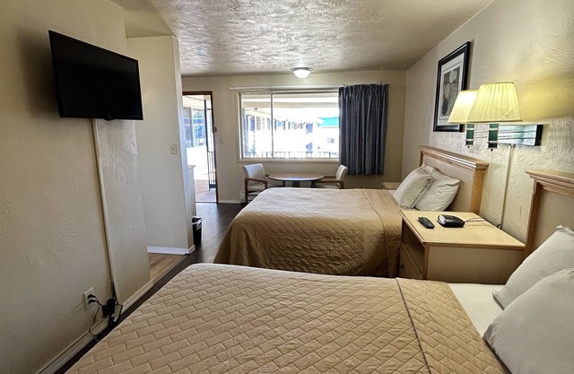 Economy Inn Reedsport