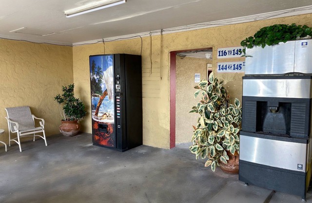 Economy Inn