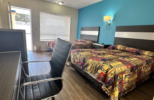 Economy Inn