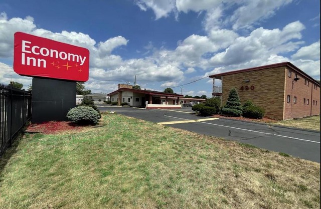Economy Inn