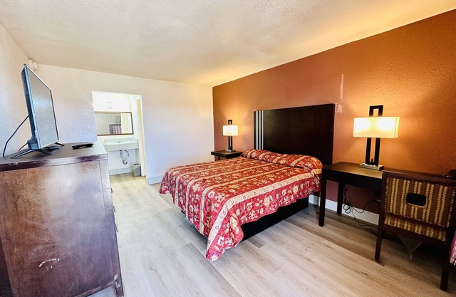 Economy Inn