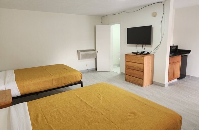 Economy Inn