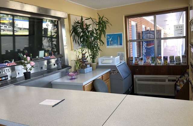 Economy Inn