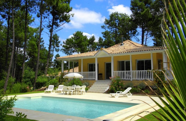 Villa mit privatem Pool in Lacanau-Océan