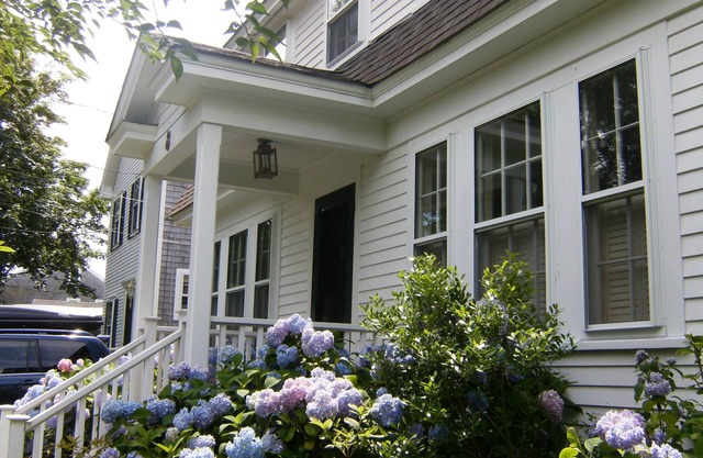 Perfekte Lage - Downtown Edgartown 4 Zim. Mit Pool!