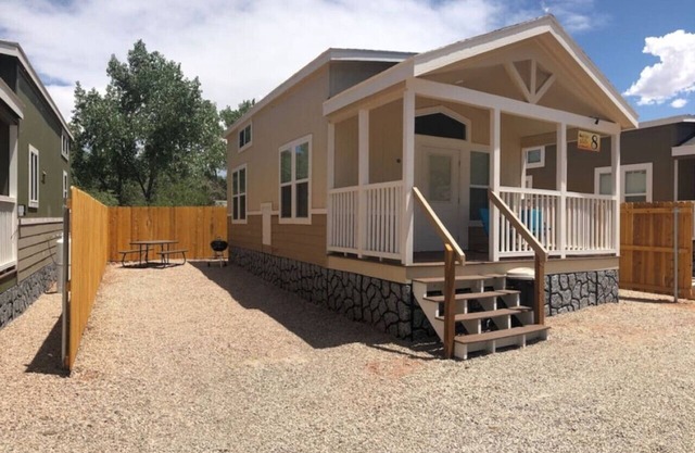 Edge of the Desert La Sal Vista Cabin # 8