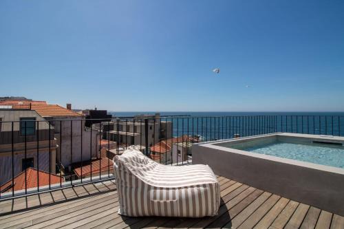 EDiTiON 309 - Luxury Seafront 2BR Apartments