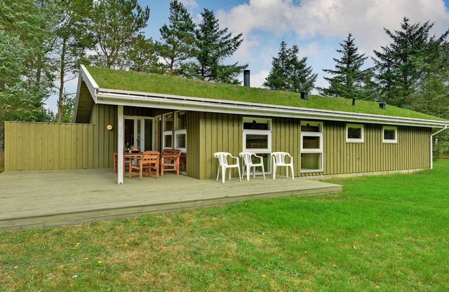 "Editt" - 2km from the sea by Interhome
