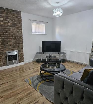 Egremont Modern 2-Bedroom Serviced flat