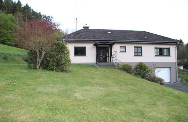 Eifel-Ferienhaus-Kraemer in Kopp, großes Haus, Waldrand,W-Lan,max.10 Personen