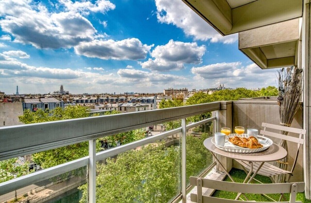 Eiffel Tower view - Apartment with terrace and elevator