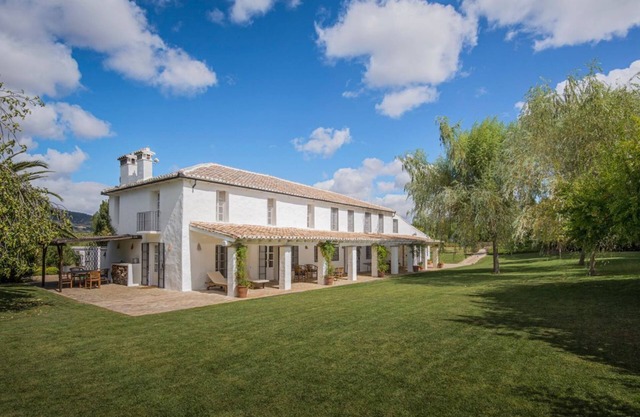 El Cortijo - Sieben Schlafzimmer Villa, Schläft 12