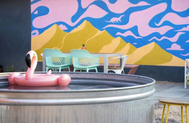 El Paseo | Relaxing Mid-Century Boho Home