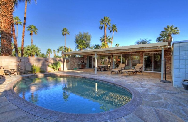 El Paseo, "der Rodeo Drive von Beverly Hills" in Palm Desert. Gratis Wifi