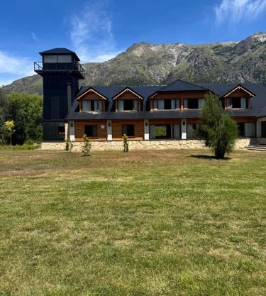 El Pedregoso Flights & Lodge