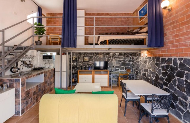 El Rinconcito: Cozy space in a seaside village