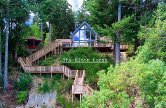 Eldon House waterfront home with firepit, full kitchen, hot tub, & washer/dryer
