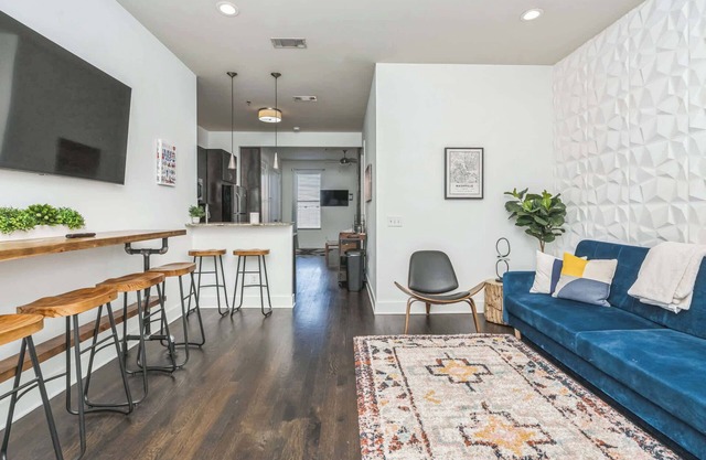 Electric Geometric – Fit for 4!