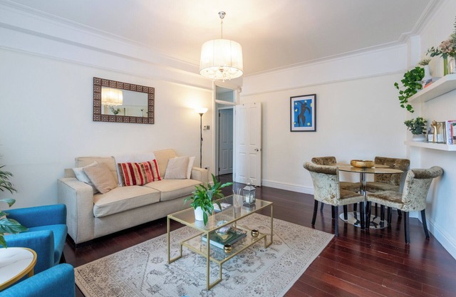 Elegant 2BD Flat in the Heart of Marylebone