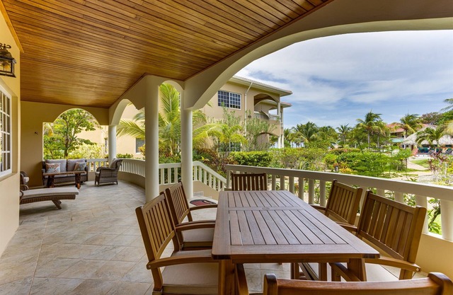 Elegant 2BR Villa w/ Shared Pool, Beachfront Prop.