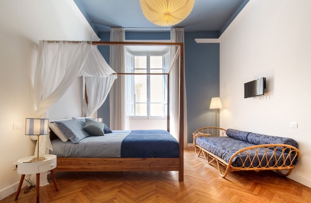 Elegante und komfortable Wohnung in der Nähe des Doms. Der perfekte Ort.