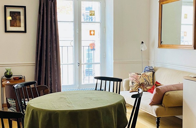Elegante und gemütliche Wohnung im lebhaften Montmartre