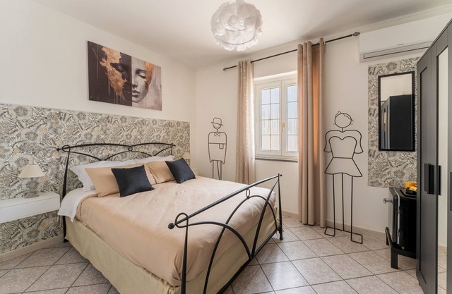 Elegant and Romantic Ground Floor Suite - 18 minutes from Rome