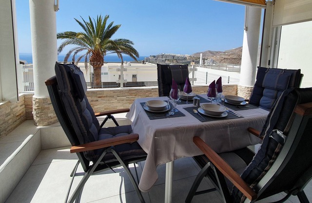 Elegantes und geräumiges Apartment mit Meerblick!