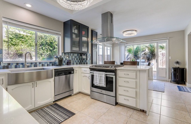Elegant Antelope Home w/Pool, Spa & Sauna!