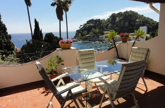 Elegante Wohnung im Herzen von Taormina Meer mit spektakulärer Aussicht!