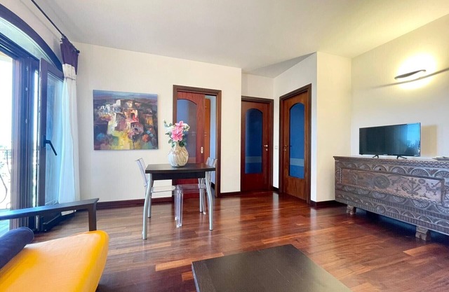 Elegantes Apartment mit Meerblick