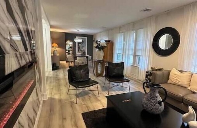 Elegant Apartment