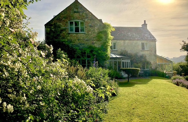 Elegantes, künstlerisches Cotswold-Landhaus aus dem 18. Jahrhundert