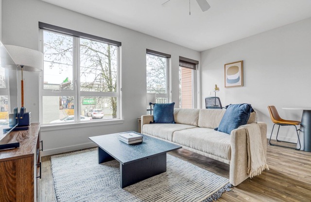 Elegant Ballard 1BR w/ BBQ, Lounge & W/D, onsite retail, by Blueground