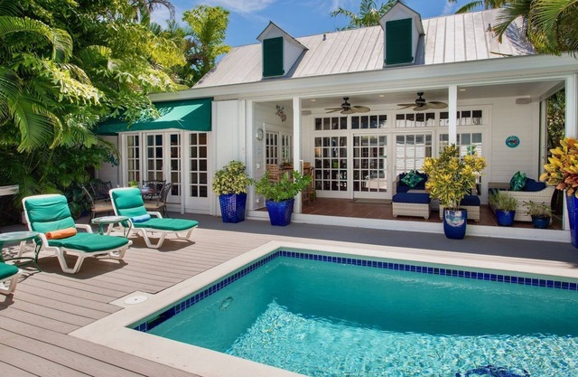 **ELEGANT ESCAPE @ THE ANNEX** Lavish Private Home & Pool + LAST KEY SERVICES…