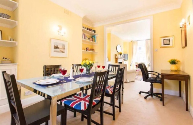 Luxurious 2BR flat in Pimlico, near Warwick sq.