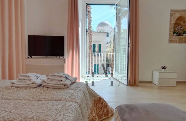 Elegant historic apartment in the heart of the city: Enjoy Elegance and Relaxation