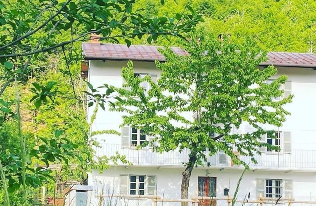Elegant home in rural Piemonte - private pool- sauna and hot tub