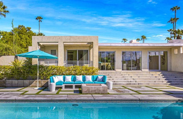 Elegant home in Vista Las Palmas w/private pool, spa, firepit & panoramic views!
