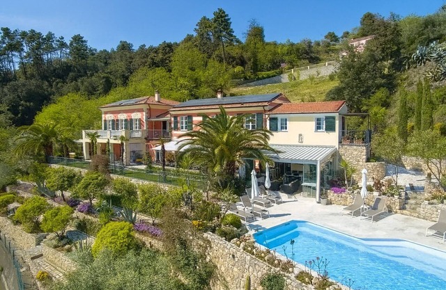 Elegant La Spezia Villa Amaranta with Pool and Stunning Sea Views
