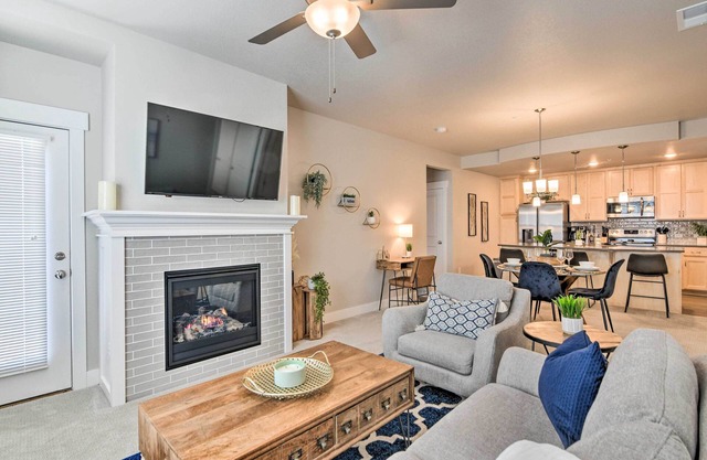 Elegant Loveland Condo < 5 Mi to Old Town!