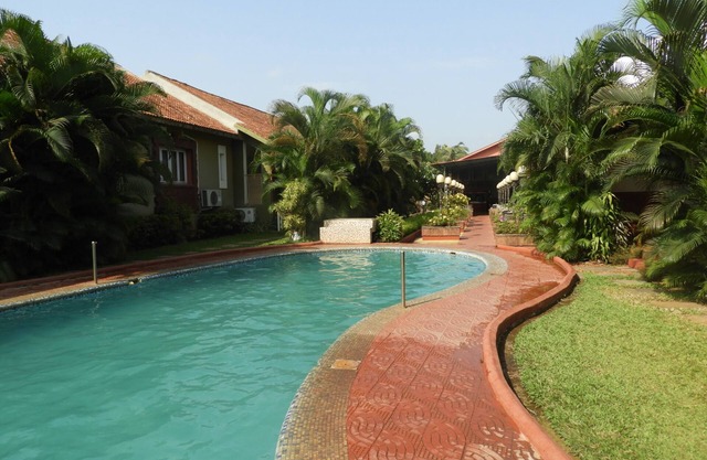 ELEGANT POOL FACING VILLA IM HERZEN VON ANJUNA