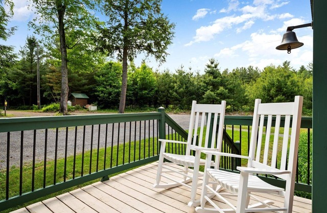 Elegant Riverfront Home - Pet Friendly!