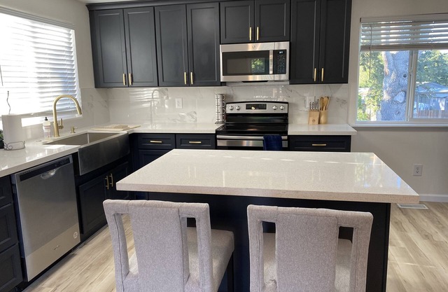 Elegant three bedroom unit with two bathrooms